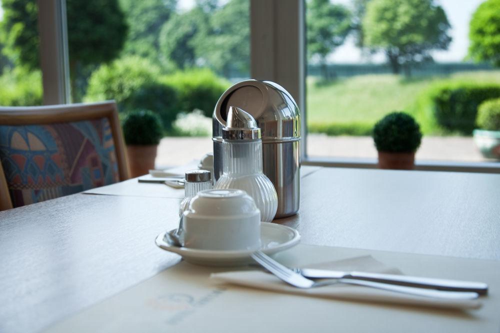 Hotel Chrisma Düsseldorf Extérieur photo