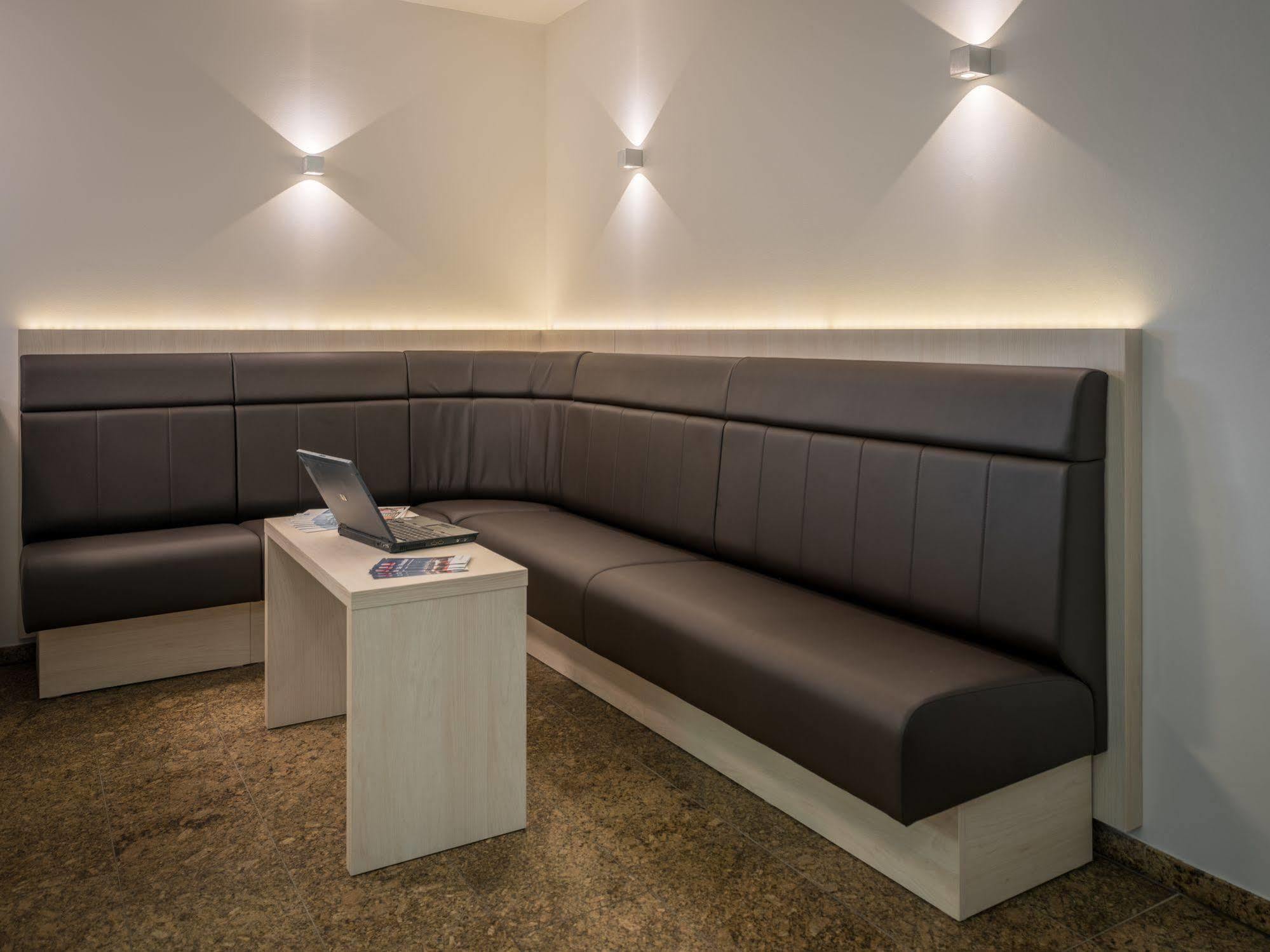 Hotel Chrisma Düsseldorf Extérieur photo