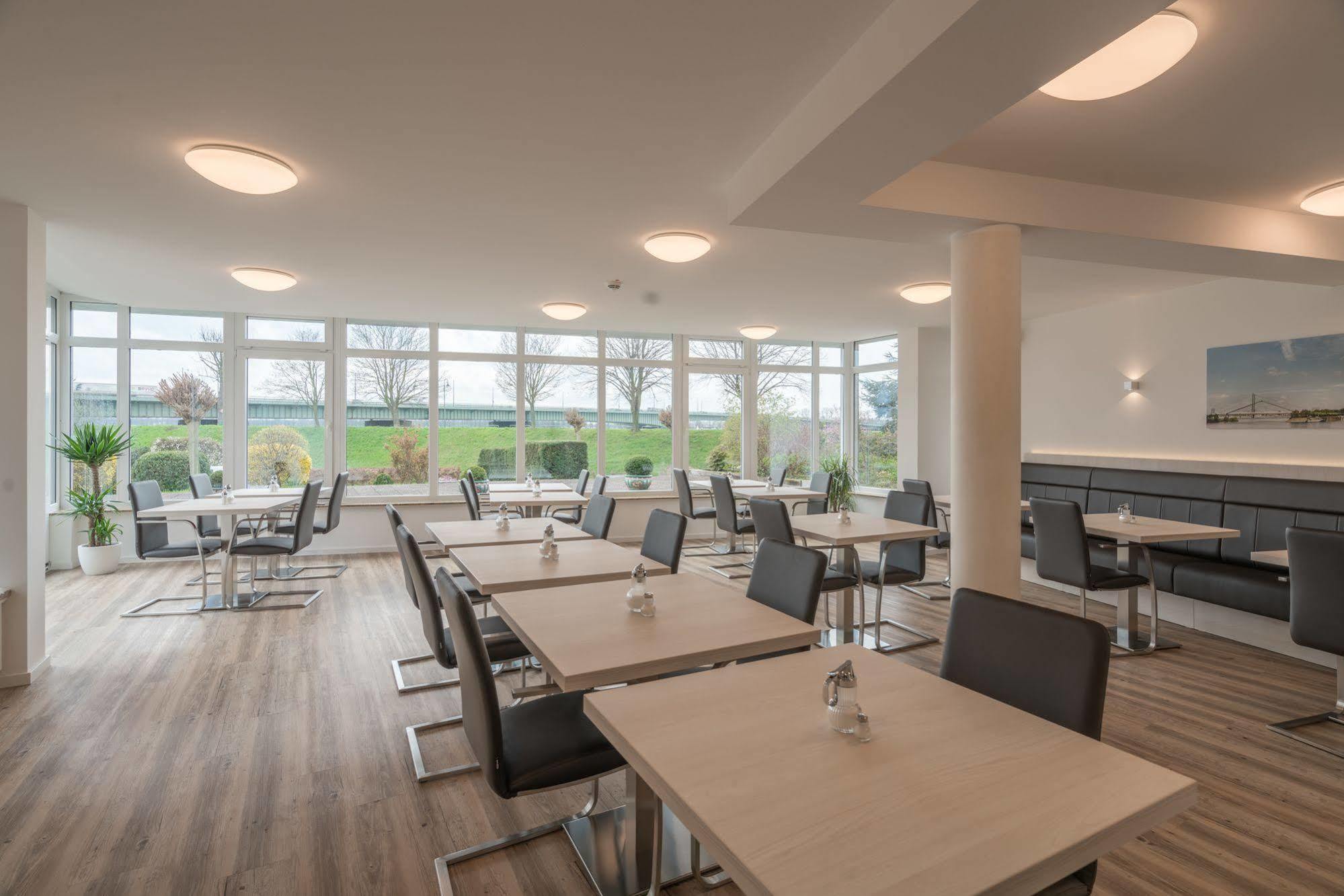 Hotel Chrisma Düsseldorf Extérieur photo