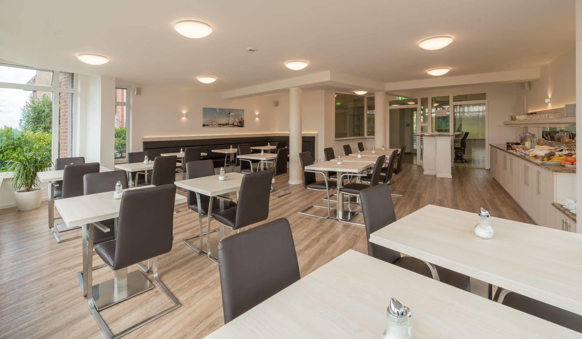 Hotel Chrisma Düsseldorf Extérieur photo